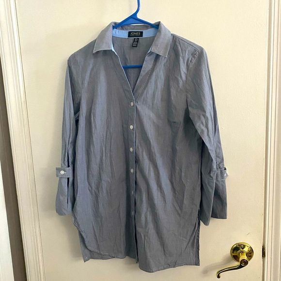 Jones New York Tops - Jones New York Button Down Women’s Top